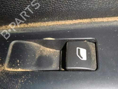 Used Right rear window switch CITROËN C5 AIRCROSS (A_) 1.5 BlueHDi 130 (ACYHZJ, ACYHZR) (131 hp) 31171836