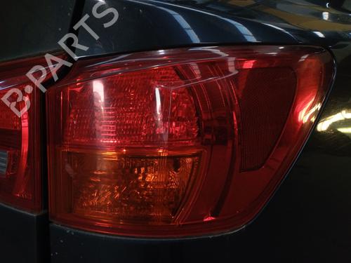 Feu arrière droit LEXUS IS II (_E2_) 220d (ALE20) (177 hp) 31955891