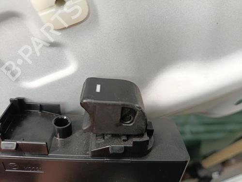 Interrupteur de vitre avant droite MAZDA CX-5 (KE, GH) 2.2 D (KE2FW) (150 hp) 27153314