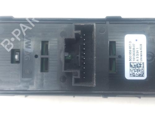 Left front window switch SKODA KAMIQ (NW4) 1.0 TSI | BP33235545I27 - Image 4