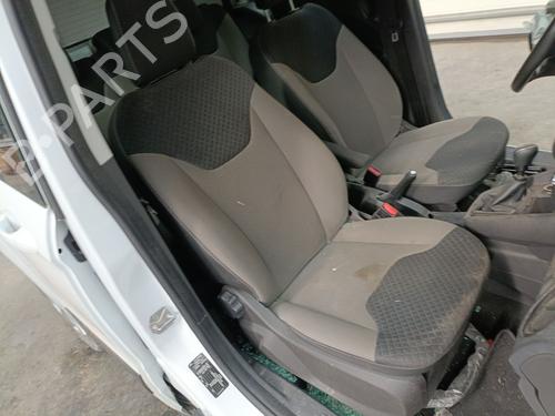 Engine FORD TRANSIT COURIER B460 Box Body/MPV 1.5 TDCi | BP33045468M1  - Image 9