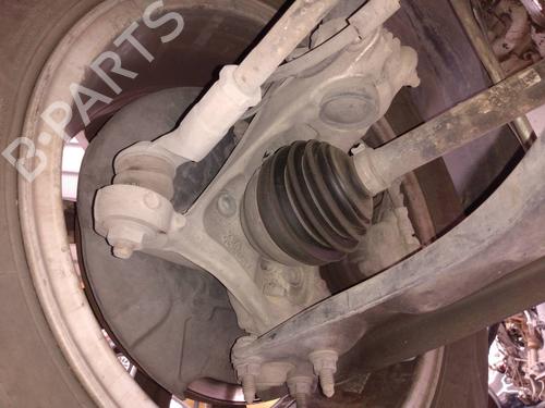Used Left front steering knuckle VW PASSAT B8 (3G2, CB2) [2014-2026]  19074922
