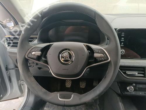 Used Steering wheel SKODA KAMIQ (NW4) 1.0 TSI (110 hp) 30176813