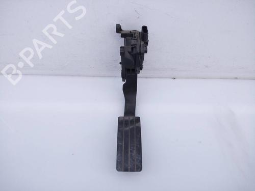Used Pedal DACIA SANDERO II 1.5 dCi 75 / Blue dCi 75 (B8JW, B8M4, B8AH, B8M7, B8M6) (75 hp) 12495005