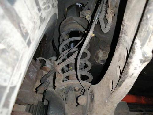 Used Left front shock absorber LAND ROVER DISCOVERY II (L318) 2.5 Td5 4x4 (139 hp) 4906415