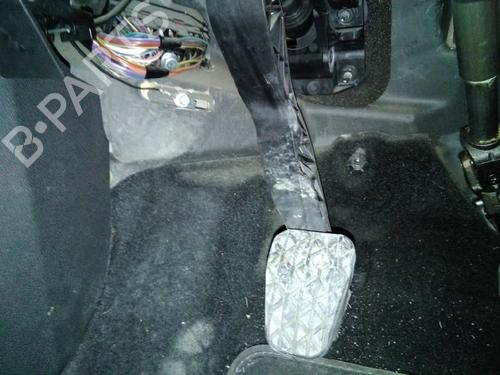 Used Clutch pedal FORD FIESTA VI (CB1, CCN) 1.5 TDCi (95 hp) 8788417