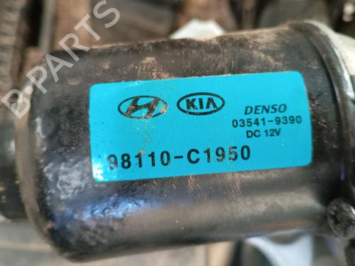 Used Front wiper motor KIA STONIC (YB) 1.0 T-GDi (120 hp) 30684656