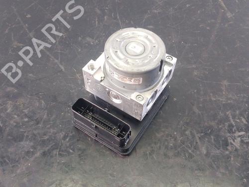 Used ABS pump ABS pump PEUGEOT 208 II (UB_, UP_, UW_, UJ_) 1.2 PureTech 100 (101 hp) 33705163 33705163