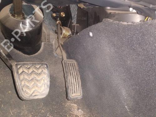 Used Pedal TOYOTA AVENSIS Estate (_T25_) 2.0 D-4D (CDT250_, CDT250R) (116 hp) 10412522