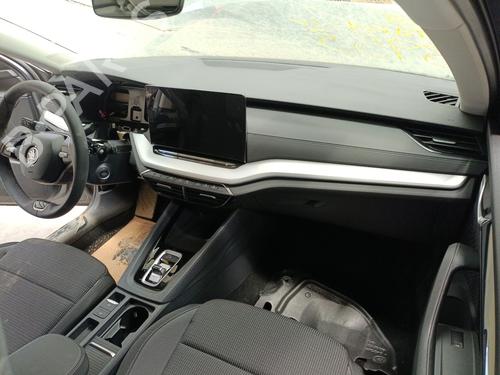Airbag sæt SKODA OCTAVIA IV Combi (NX5, PV5) 1.5 TSI e-TEC (150 hp) 28856153