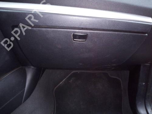 Used Glove box BMW 1 (E87) 118 d (122 hp) 13416778