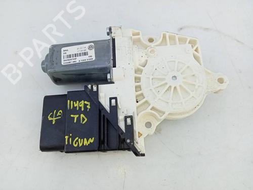 Used Right rear window motor VW TIGUAN (5N_) [2007-2018]  18116944