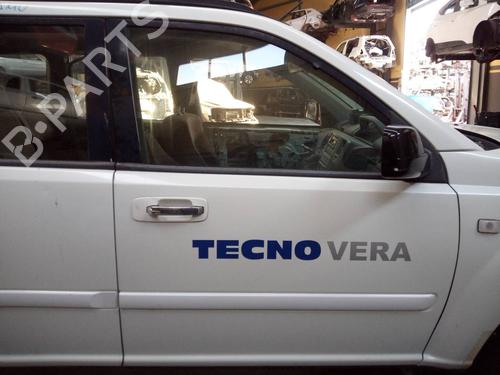 Used Right front door NISSAN X-TRAIL I (T30) [2001-2013]  16168053