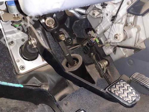 Used Break pedal Break pedal TOYOTA RAV 4 II (_A2_) 2.0 D 4WD (CLA20_, CLA21_, CLA20R, CLA21R) (116 hp) 8787352 8787352