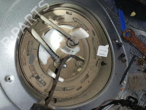 Drivstoffpumpe MERCEDES-BENZ C-CLASS T-Model (S204) C 200 CDI (204.201) | BP29953997M76