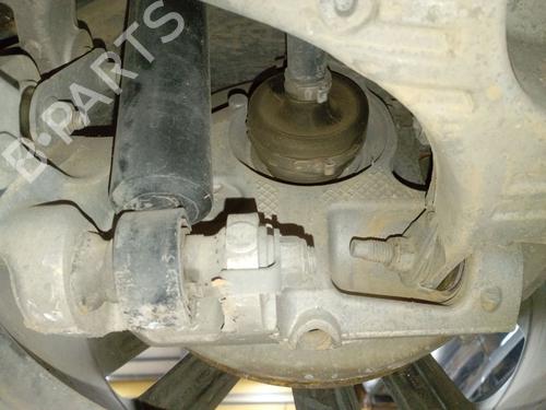 Used Right rear steering knuckle JAGUAR F-PACE (X761) 3.0 SDV6 AWD (300 hp) 31065265