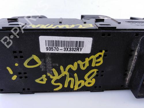 Left front window switch HYUNDAI ELANTRA V Saloon (MD, UD) 1.6 | BP7878887I27 