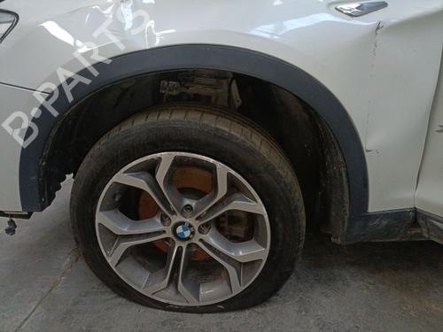 Aba guarda lamas frente esquerda BMW X4 (F26) xDrive 20 d (190 hp) 31145475