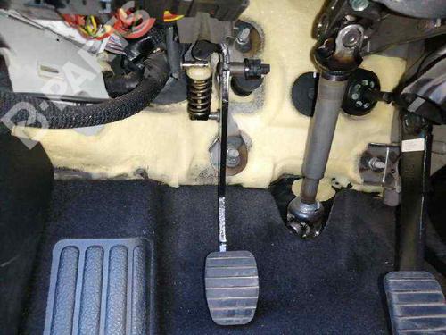 Used Clutch pedal Clutch pedal RENAULT CLIO IV (BH_) 1.5 dCi 90 (90 hp) 8787102 8787102