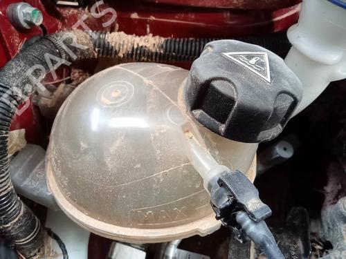 Used Expansion tank PEUGEOT 2008 I (CU_) 1.5 BlueHDI 100 (102 hp) 22607391