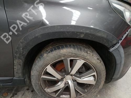 Used Front right wheel arch trim PEUGEOT 2008 I (CU_) 1.2 THP 110 / PureTech 110 (110 hp) 31996718