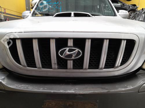 Used Grille HYUNDAI TERRACAN (HP) 2.9 CRDi 4WD (150 hp) 25755627