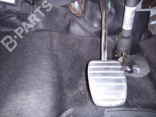 Used Clutch pedal Clutch pedal DACIA SANDERO II TCe 90 LPG (B8M1) (90 hp) 10770780 10770780