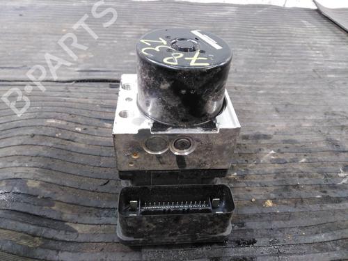 Used ABS pump VOLVO XC60 I SUV (156) D3 (136 hp) 6682861
