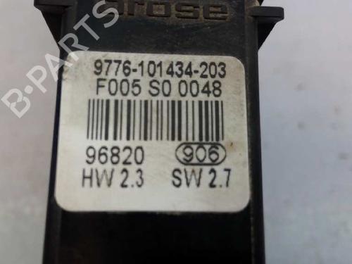 Vindusheismotor høyre foran VW GOLF IV (1J1) 1.6 | BP5667332E20 