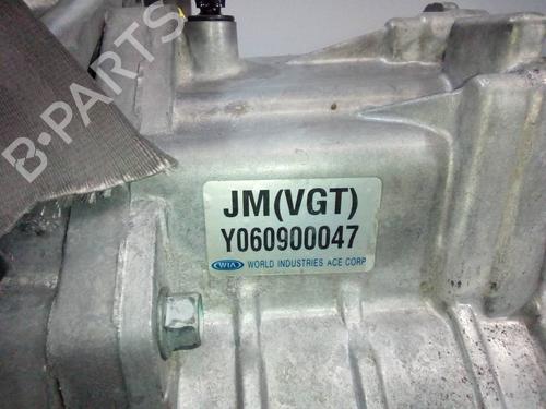 Gearbox KIA SPORTAGE II (JE_, KM_) | BP7024571M3