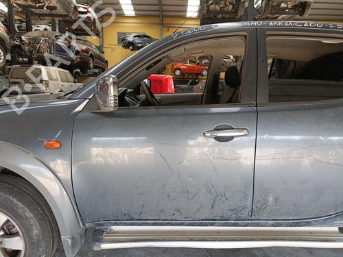 Used Left front door Left front door MITSUBISHI L200 / TRITON (KA_T, KB_T) 2.5 DI-D (KA4T) (136 hp) 40458865 40458865