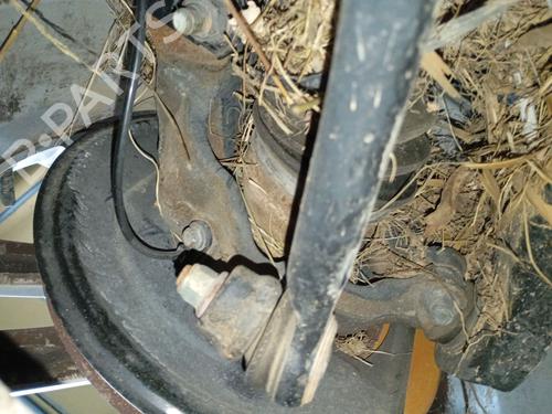 Used Left front steering knuckle NISSAN JUKE (F15) 1.5 dCi (110 hp) 27324457