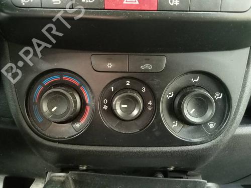 AC Styreenhet / Manøvreringsenhet OPEL COMBO Tour (X12) 1.6 CDTI (C26, D26, E26, C05) (105 hp) 21121878
