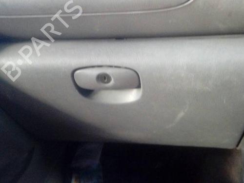 Used Glove box HYUNDAI SANTA FÉ I (SM) 2.0 CRDi (113 hp) 19173153