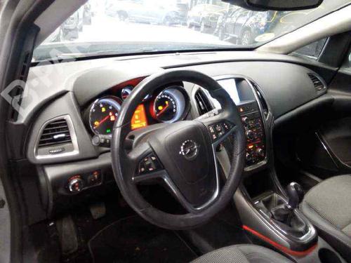 Tableau de bord OPEL ASTRA J (P10) 1.7 CDTI (68) | BP1966549C46 