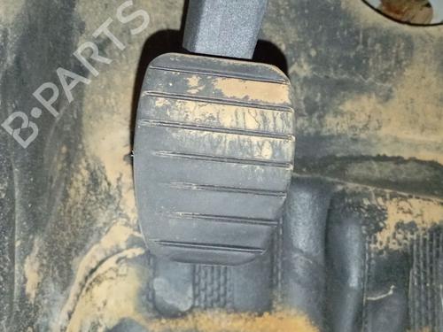 Used Clutch pedal RENAULT EXPRESS Box Body/MPV 1.5 Blue dCi 75 (F6AA) (75 hp) 28071717