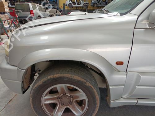 Forskærm venstre Forskærm venstre SUZUKI GRAND VITARA I (FT, HT) 2.0 HDI 110 16V 4x4 (SQ420D, TD83V, JA420WD) (109 hp) 34439448 34439448
