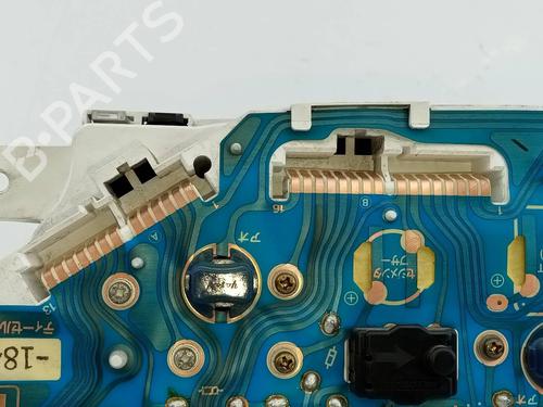 Instrument cluster TOYOTA LAND CRUISER 90 (_J9_) 3.0 TD (KZJ90_, KZJ95_, KZJ90R, KZJ95R, KZJ90W, KZJ95W) | BP14245776C47