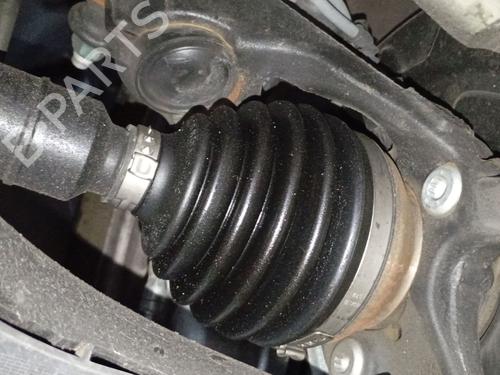 Used Right front driveshaft VW T-ROC (A11, D11) 2.0 TDI SCR (116 hp) 33013281