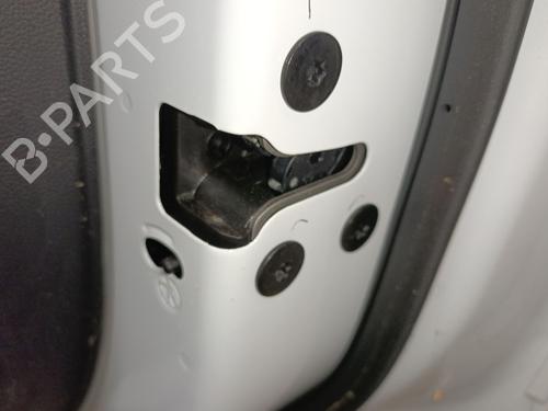 rear-right-lock-mg-mg-zs-suv-azs1-2017-31943019 main image