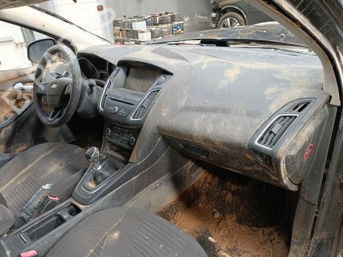 Instrumentbræt FORD FOCUS III 1.5 TDCi (120 hp) 32411521