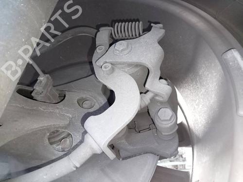 Used Right rear brake caliper TOYOTA AURIS (_E15_) 2.0 D-4D (ADE150_, ADE150R) (126 hp) 20512087