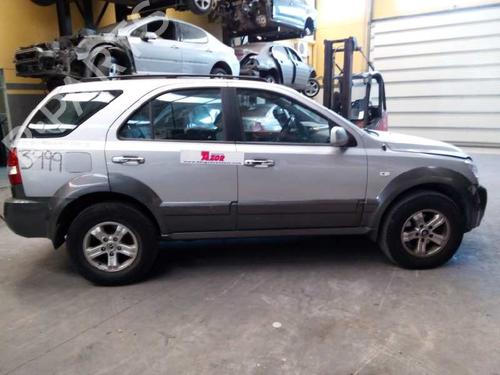 Left headlight KIA SORENTO I (JC)  | BP438266C28 