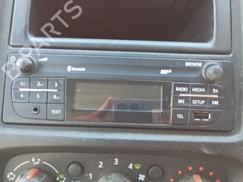 Used Radio OPEL VIVARO B Bus (X82) 1.6 CDTI (06) (90 hp) 28000991