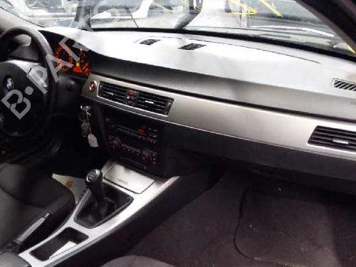 Instrument cluster BMW 3 (E90) 318 i | BP2527544C47 