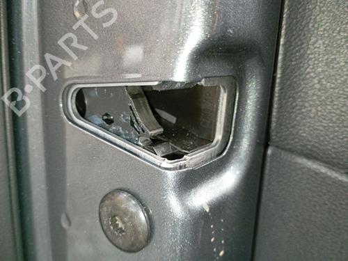 front-left-lock-skoda-karoq-nu7-nd7-2017-33436979 main image