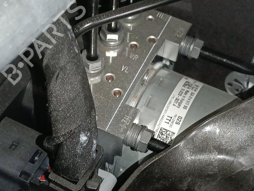 ABS Bremseaggregat SKODA KAROQ (NU7, ND7) 1.5 TSI (150 hp) 28163708