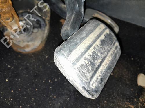 Used Break pedal PEUGEOT 3008 II SUV (MC_, MR_, MJ_, M4_) [2016-2025]  23957728
