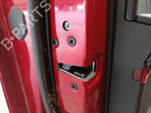 venstre-foran-las-ford-kuga-iii-dfk-2019-36989886 main image