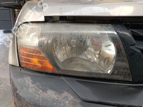 Used Right headlight MITSUBISHI PAJERO III (V7_W, V6_W) 3.2 Di-D (V68W, V78W) (165 hp) 32023528